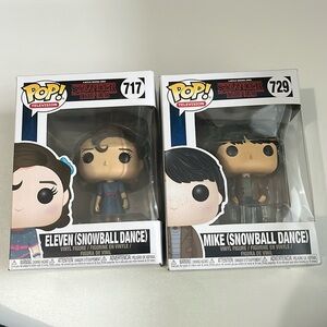 Stranger things mike and eleven snowball dance funko pop! Still in box